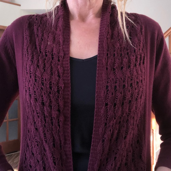 ‘NWD’ Burgundy cardigan with pretty detail - Picture 10 of 11